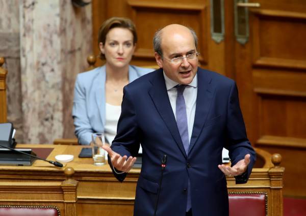 Αυξάνεται στο 20% η επιδότηση για ηλεκτρικά αυτοκίνητα έως €30.000