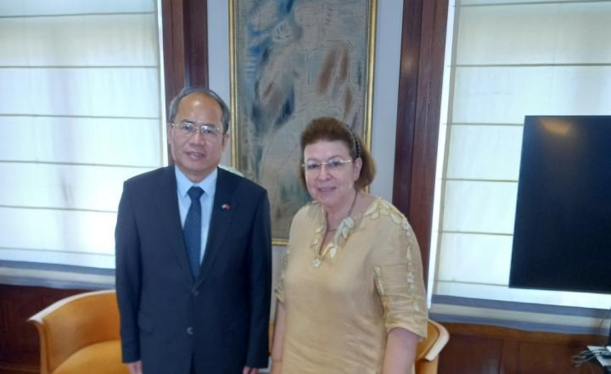 Συνάντηση Μενδώνη-Xiao Junzheng: Ενισχύονται οι πολιτιστικές σχέσεις Ελλάδας-Κίνας