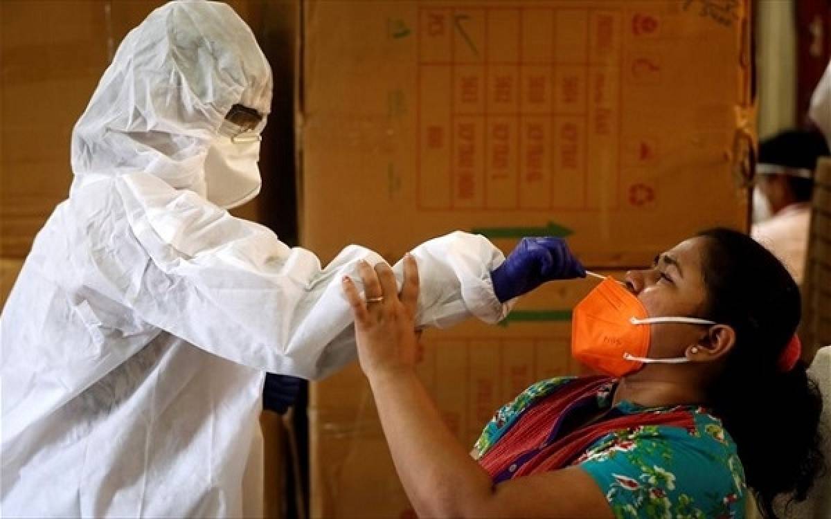 Ινδία: Ξεπέρασαν τις 103.000 οι θάνατοι λόγω κορονοϊού