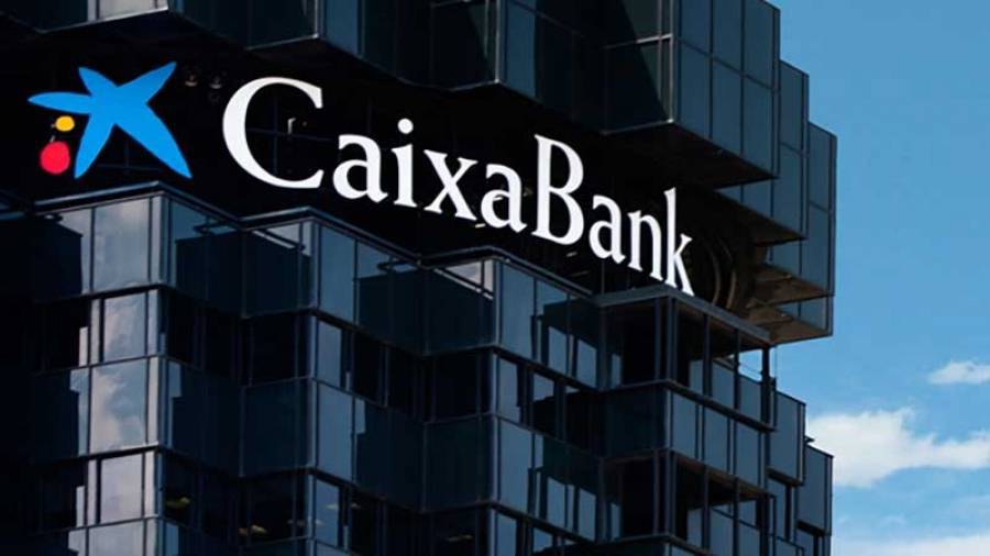 Το deal συγχώνευσης που δημιουργεί τη μεγαλύτερη εγχώρια ισπανική τράπεζα