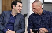 FAZ: Τα λάθη Τσίπρα και Βαρουφάκη πήγαν την Ελλάδα πίσω