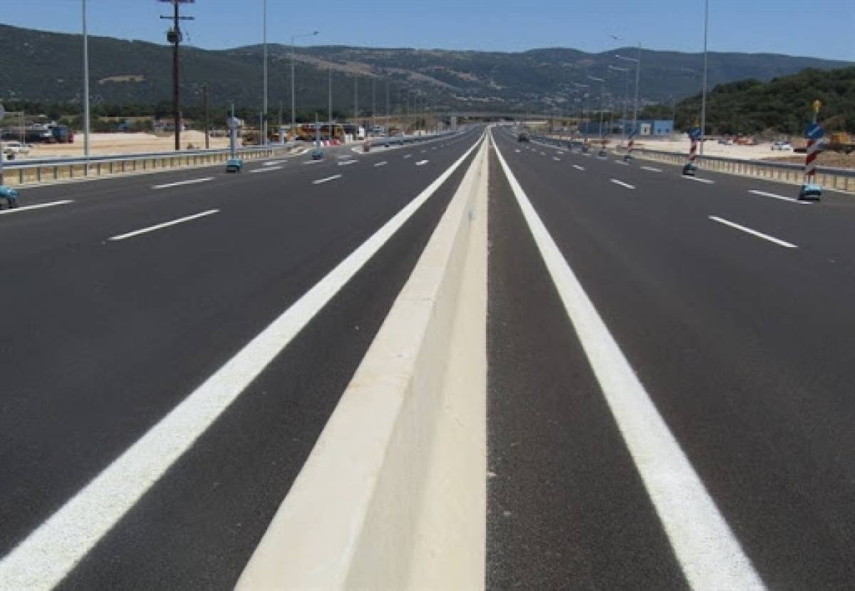 Προσωρινή διακοπή κυκλοφορίας στη λεωφόρο Αθηνών