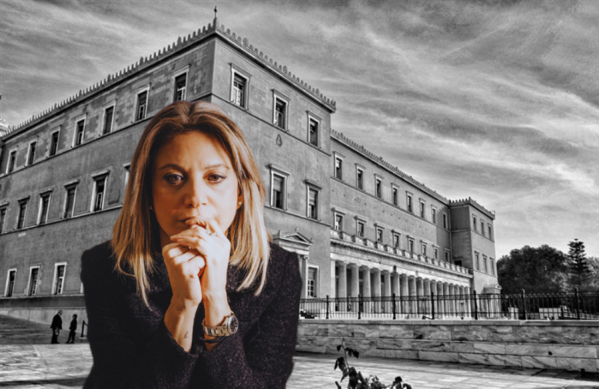 Παραιτήθηκε η Μαρία Καρυστιανού από πρόεδρος του ΔΣ του Συλλόγου Θυμάτων Τεμπών