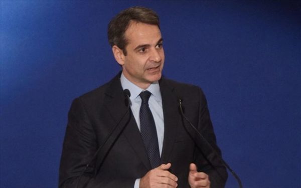Μητσοτάκης για τους σημαιοφόρους: Εξίσωση προς τα κάτω, παντού!