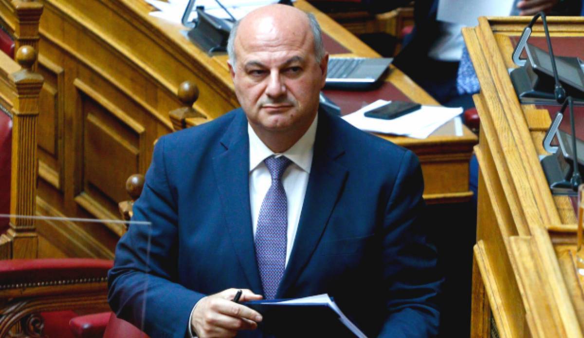 Θετικός στον κορoνοϊό ο υπουργός Δικαιοσύνης Κώστας Τσιάρας