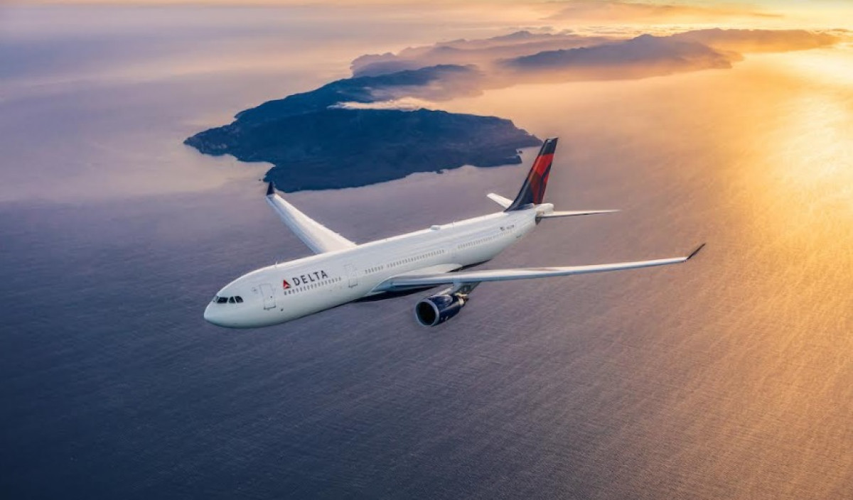 Delta: Απογειώθηκε για Βοστώνη- Θερινό ρεκόρ λειτουργίας