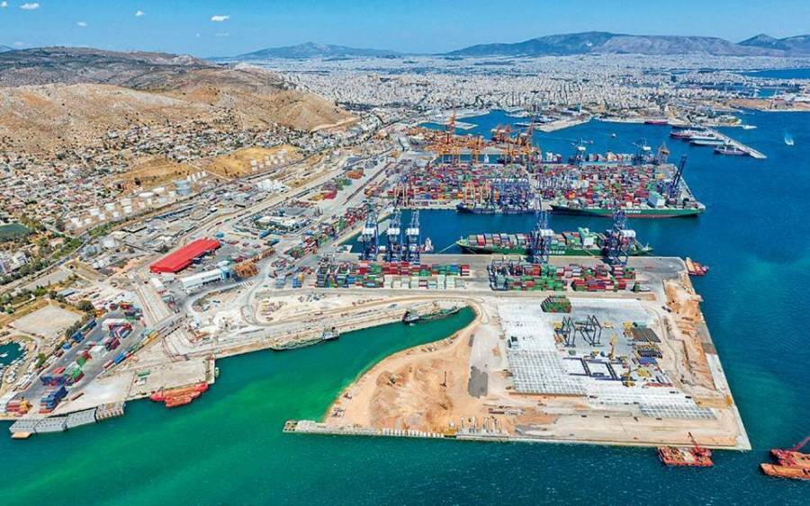 Πειραιάς: Κίνδυνος για σοβαρές ελλείψεις χωρίς άμεση επαναλειτουργία του λιμανιού