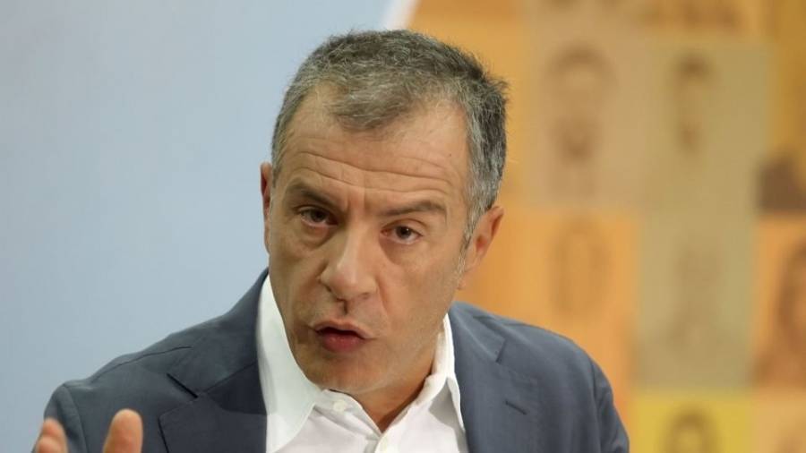 Θεοδωράκης: Είμαστε στην αντιπολίτευση και δεν αλλάζουμε στρατόπεδο