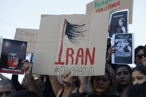 Μαχσά Αμινί: Η οικογένειά της υποβάλλει μήνυση στις ιρανικές αρχές