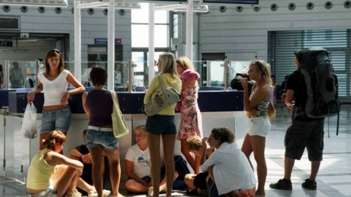 Ρόδος: Πάνω από 190.000 οι αεροπορικές αφίξεις τουριστών τον Αύγουστο