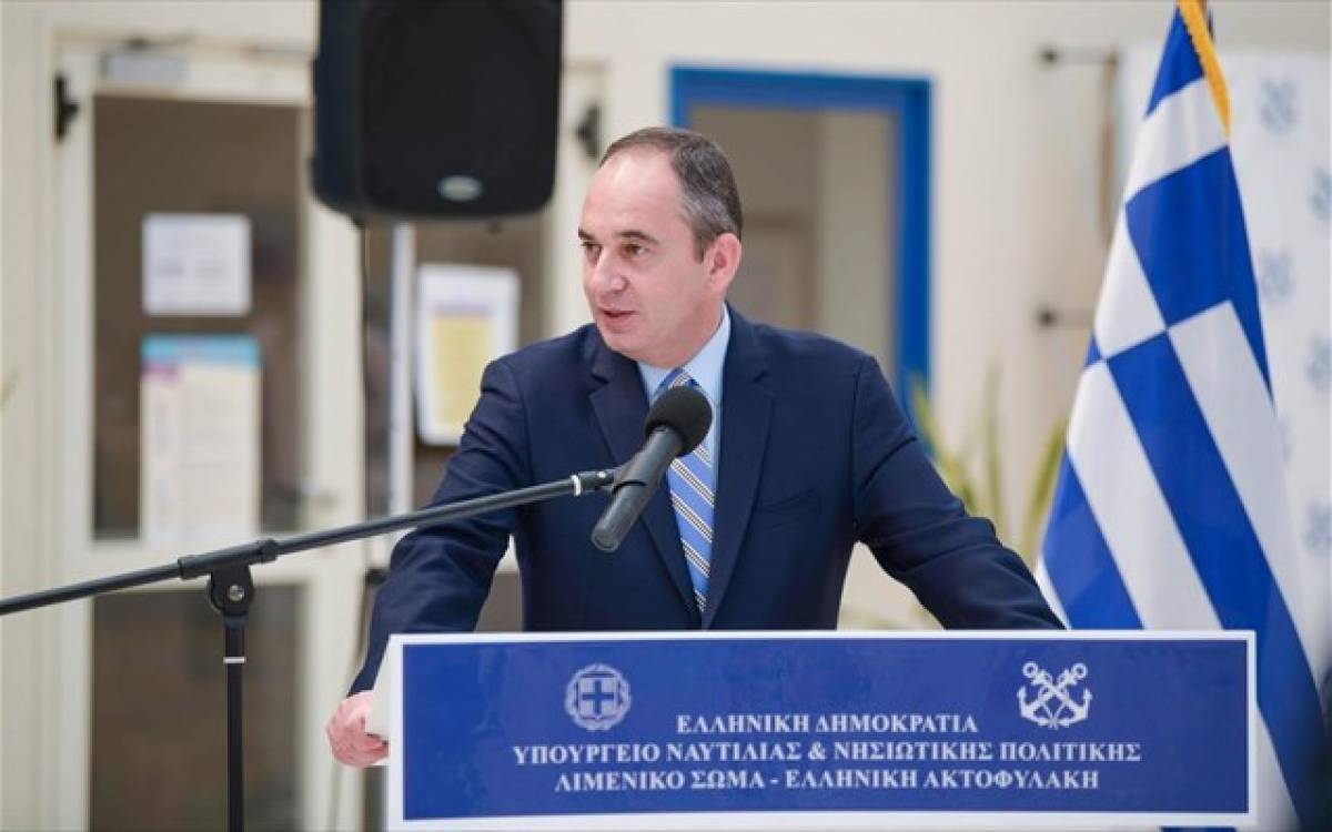Πλακιωτάκης: Υποχρεωτική η δήλωση υγείας-Στο 85% η πληρότητα των πλοίων