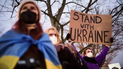Η Ευρώπη στηρίζει την Ουκρανία-Αποστολή βοήθειας και κυρώσεις στη Ρωσία