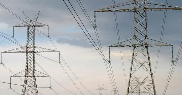 Ιδιώτες ηλεκτροπαραγωγοί: Έτσι «φουσκώνουν» οι οφειλές μας προς τη ΔΕΠΑ