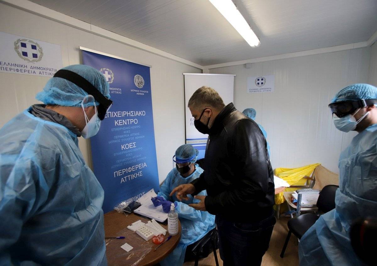 Εκατοντάδες rapid tests σε Πεδίο του Άρεως και Πάρκο Τρίτση