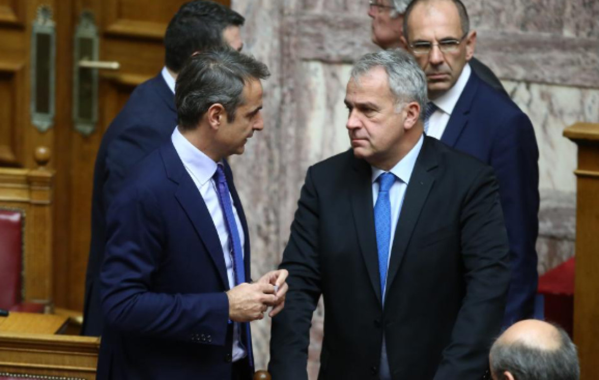 Σε σπιράλ κρίσης η κυβέρνηση με άγνωστο φινάλε - Το παρασκήνιο της παραίτησης Βορίδη