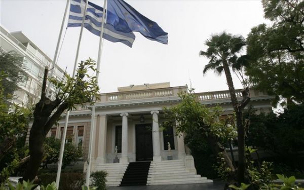 Σύσκεψη για το προσφυγικό στο Μαξίμου