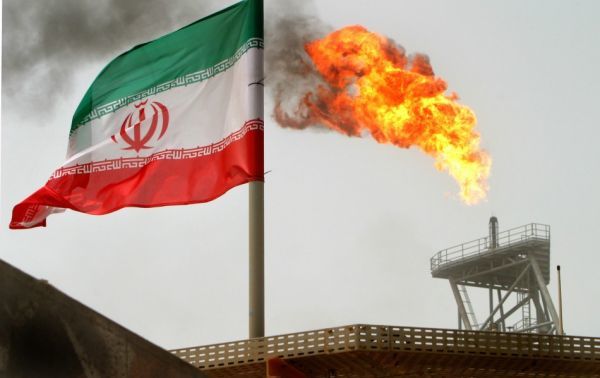 Να επιστρέψουν στο Ιράν ζητούν οι αμερικανικές πετρελαϊκές