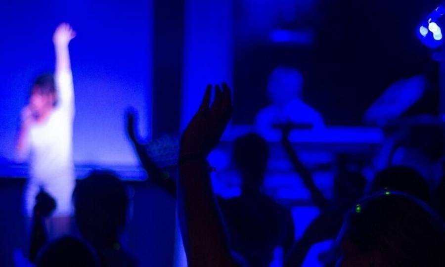 Λουκέτο και πρόστιμα σε πέντε μεγάλα νυχτερινά καταστήματα στην Αττική