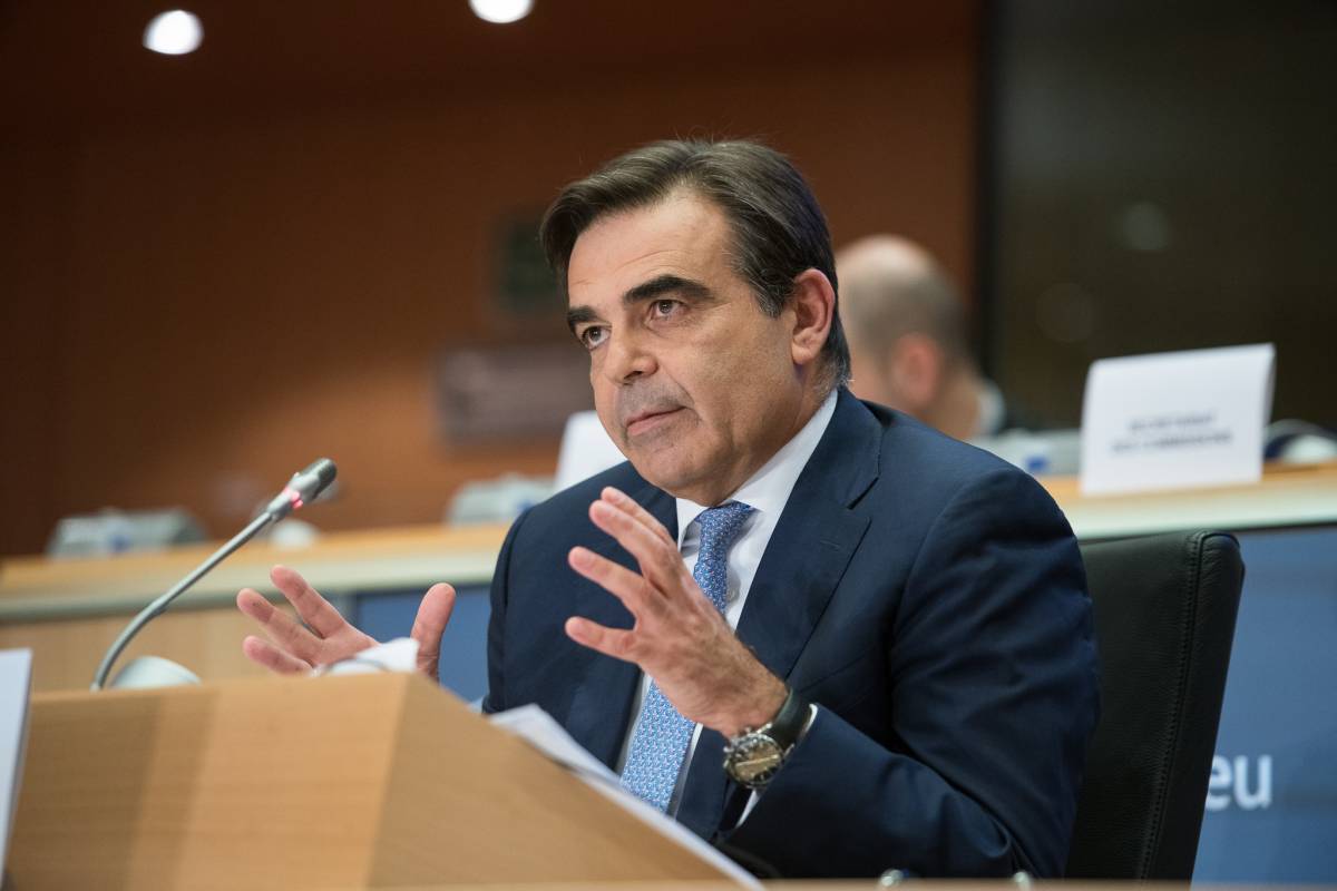 Υπόσχεση Σχοινά πως η «η ΕΕ θα απαντήσει δεόντως στην Τουρκία»