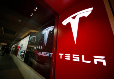 Tesla: Καταγράφει το μεγαλύτερο πτωτικό σερί των τελευταίων τεσσάρων ετών