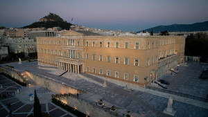 Γραφείο Προϋπολογισμού του Κράτους στη Βουλή: «Καμπανάκι» για την ενέργεια