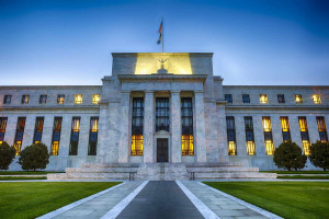 Πρακτικά Fed: Διχασμός για τα επιτόκια – Θολό το τοπίο για τα επόμενα βήματα