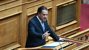 Γεωργιάδης: Τελειώνει η παρεμπόδιση εργαζόμενων που θέλουν να εργαστούν