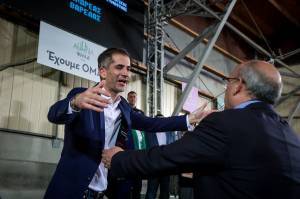 Ο Μπακογιάννης φιλούσε υπέροχα