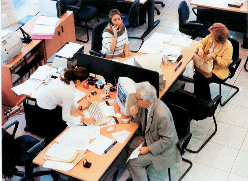 Τράπεζες: Έρχεται «μπαράζ» καταγγελιών ληξιπρόθεσμων δανείων