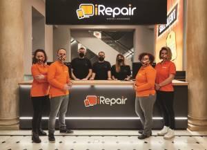 Τα Public αποκτούν μερίδιο 50% στην iRepair