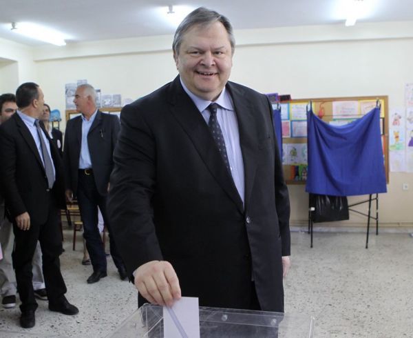 Δημοψήφισμα 2015-Βενιζέλος: “Δεν θα παίζονται παιχνίδια εις βάρος του λαού”