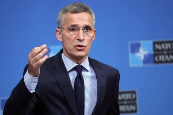 Το ΝΑΤΟ αμφισβητεί ότι η Ρωσία αποσύρει στρατεύματα