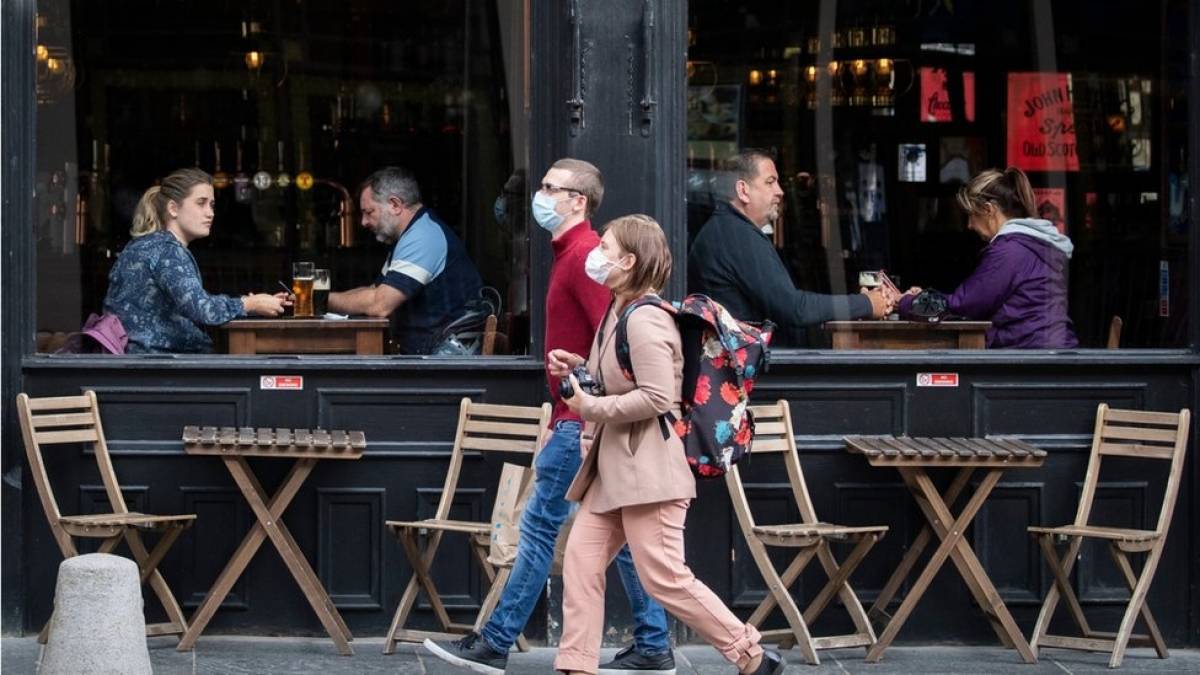 Κλείνουν οι παμπ για 16 ημέρες σε Εδιμβούργο, Γλασκώβη