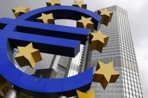 ΕΚΤ: Η βραδύτητα των εμβολιασμών απειλεί τη χρηματοπιστωτική σταθερότητα