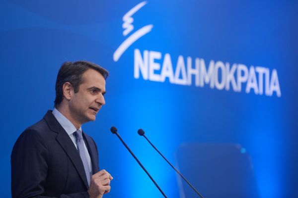 Η καινοτομία του «autocue» στην ομιλία Μητσοτάκη