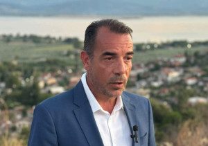 Ίδρυση νέου κόμματος: «ΔΗΜΟΚΡΑΤΙΑ 2.0» με αρχηγό τον Γιάννη Σελινόπουλο