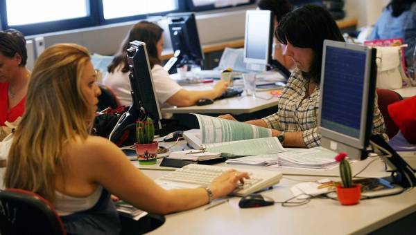 Εργασιακά: Πώς το 8ωρο μπορεί να γίνει «συμφωνημένο» 10ωρο