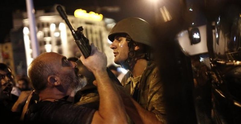 Η Ολλανδία δίνει άδεια παραμονής σε Τούρκους «γκιουλενιστές»