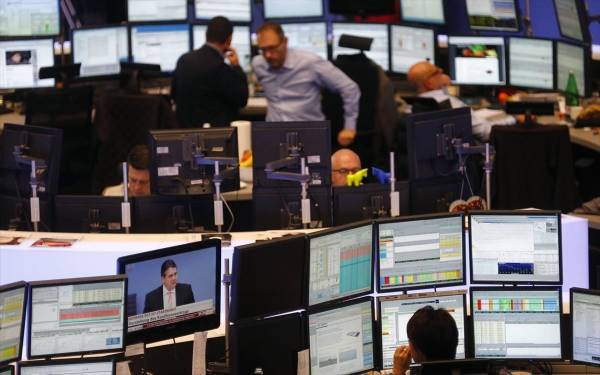 Στο «κόκκινο» επέστρεψαν οι ευρωαγορές