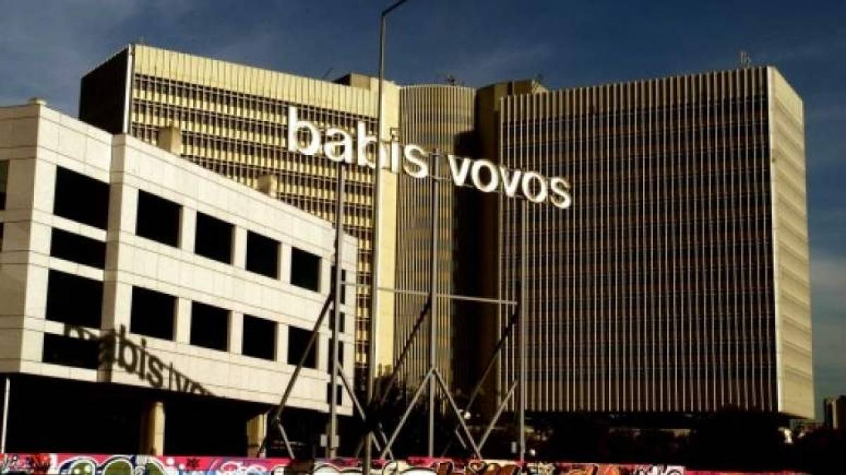 Πέφτουν οι υπογραφές για πέντε κτήρια που ανήκαν στη «Βωβός»