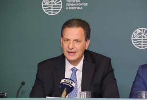 Σκυλακάκης για market pass: Είναι έκτακτη οικονομική ενίσχυση, όχι επίδομα
