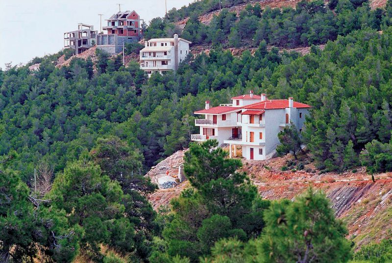 Παράταση έξι μηνών για τα αυθαίρετα-Παραμένει η έκπτωση του 20%