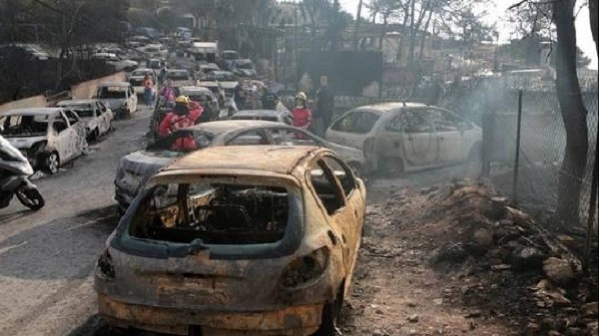 Δίωξη στον Σκοπιανό που... πανηγύριζε για τη φωτιά στο Μάτι