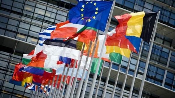 Μαξίμου: Αναμενόμενο το τελεσίγραφο Τουσκ για χρεοκοπία