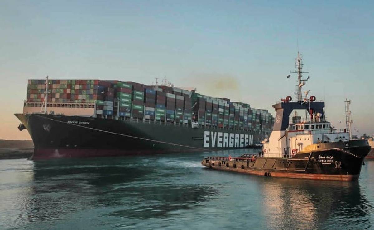 Σουέζ: Απελευθερώνονται δύο ναυτικοί του υπό κράτηση Ever Given