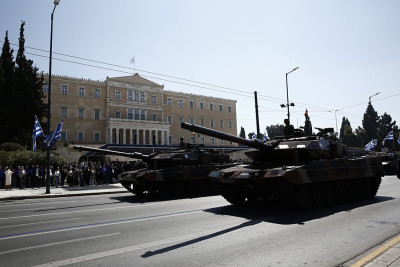 25η Μαρτίου: Ολοκληρώθηκε η στρατιωτική παρέλαση στην Αθήνα- Δείτε βίντεο