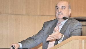 Τζανάκης: +3.000 θάνατοι μέχρι τις γιορτές αν δεν εμβολιαστούμε