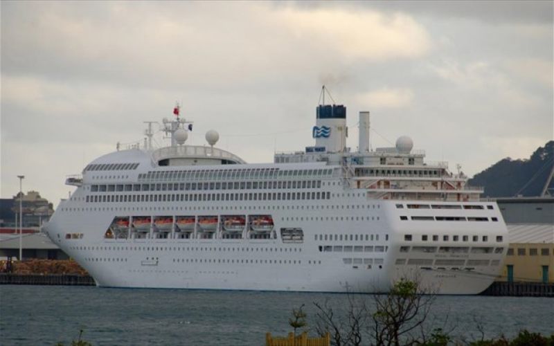 Στο λιμάνι του Πειραιά αναμένεται την Τρίτη το κρουαζιερόπλοιο Regal Princess