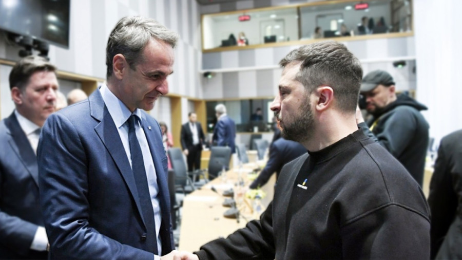 Ενίσχυση €20 εκατ. από την Ελλάδα για την αμυντική θωράκιση της Ουκρανίας