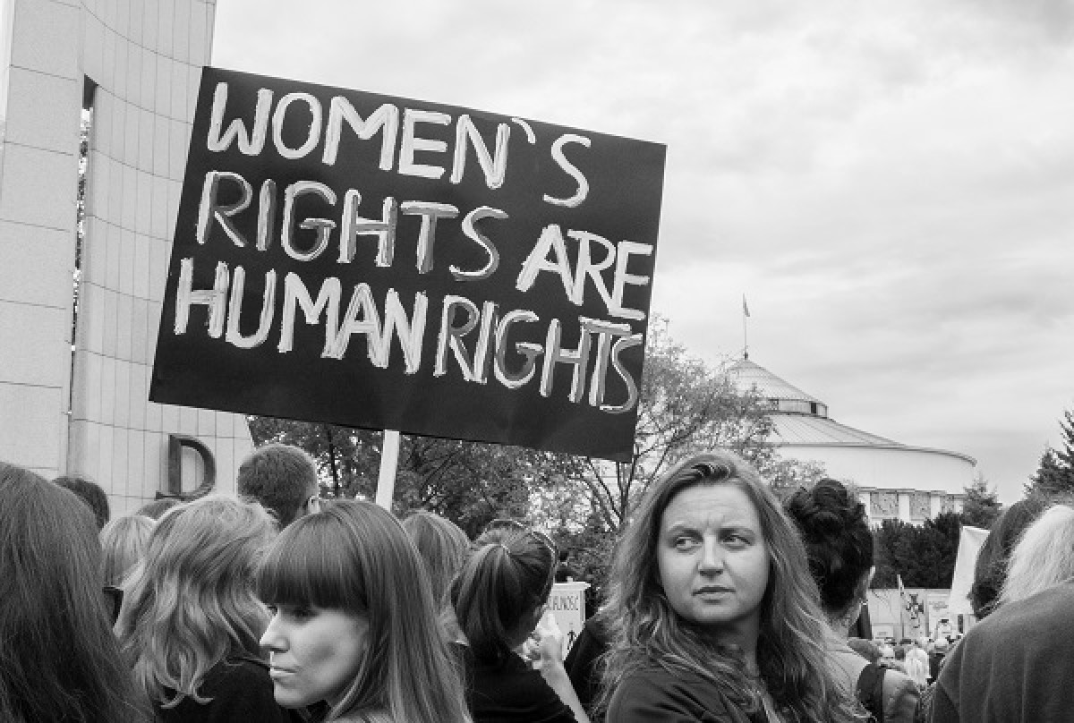 «Πράσινο φως» στην επικύρωση της Σύμβασης της Κωνσταντινούπολης